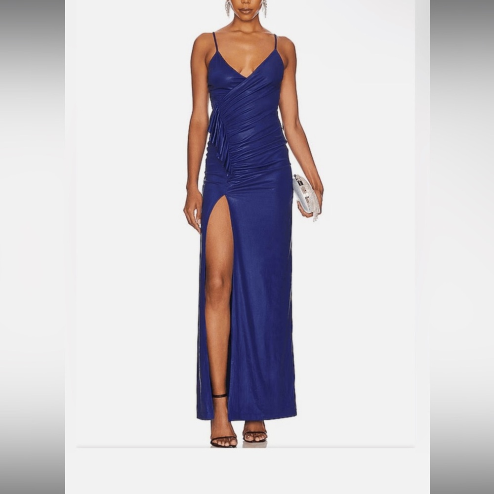 Fiana Maxi Dress in Navy Blue
NBD
Size Small- Worn once